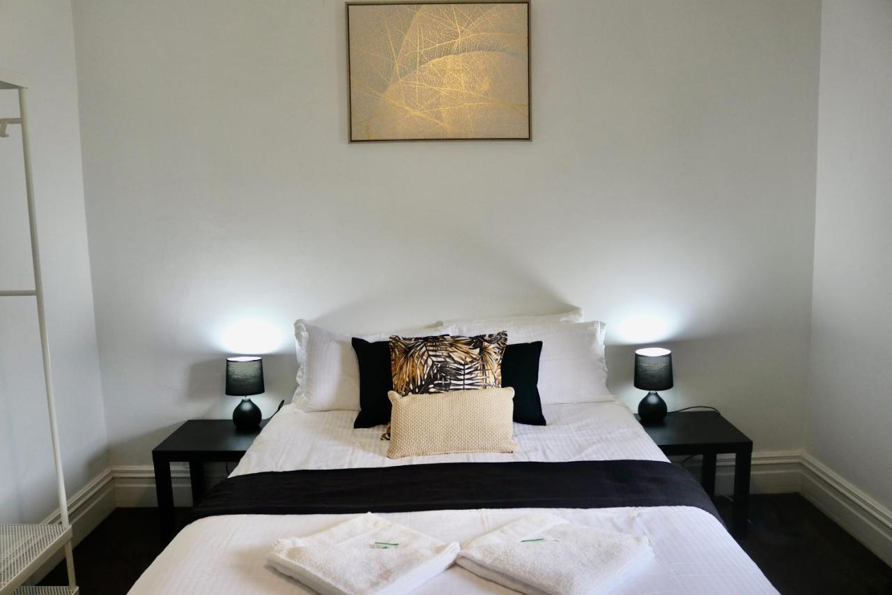 The Commercial Hotel Wallerawang ภายนอก รูปภาพ